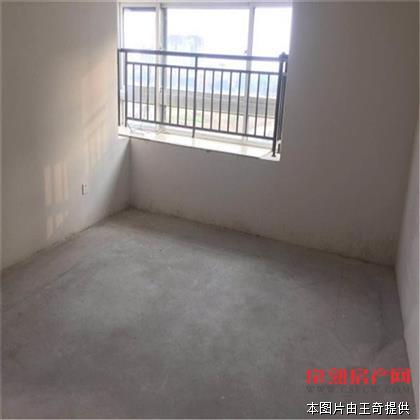 急售 铂克花园 毛坯三房 89平仅售168万 满二 符合666 可随时看房