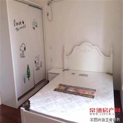 急售 老街龙门村 精装三房 仅售180万 满二有名额 可随时看房