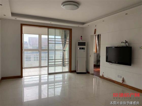 紫金豪园153平方4室两厅两卫租2600元每月包物业