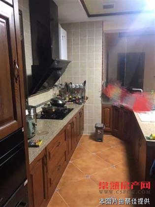 H 信一景天 235平 3室2厅3卫 豪华装修 536万 满2年！！