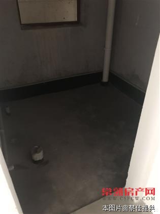 H 汇金豪苑 205平 5室2厅3卫 毛坯 满2年