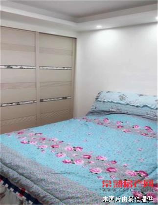 H 金茂四季花园 3室2厅2卫 140平 满2年 有名额