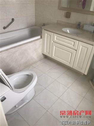 H 虞悦豪庭 194平 5室2厅3卫 精装修 有名额 带车位 ！！