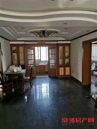 湘江苑122平黄金楼层 满两年 简装 高一 225万