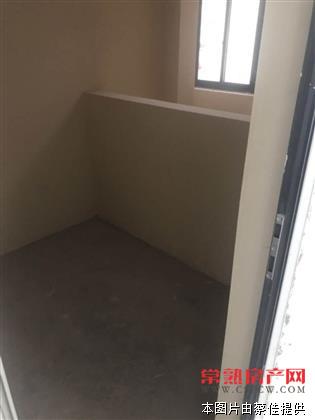 z中南锦苑 96平全新毛坯 三室两厅一卫 有名额 位置好 南北通透 市场最低一套 仅售220万！