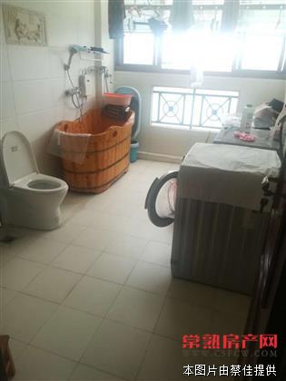 z虞景山庄 180平精装叠墅 四室两厅三位 阁楼40平 带车位 满两年 现价440万！！