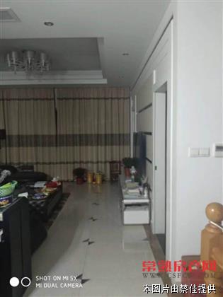 h怡景湾 156平360万 3室2厅2卫 赠送车位 有名额