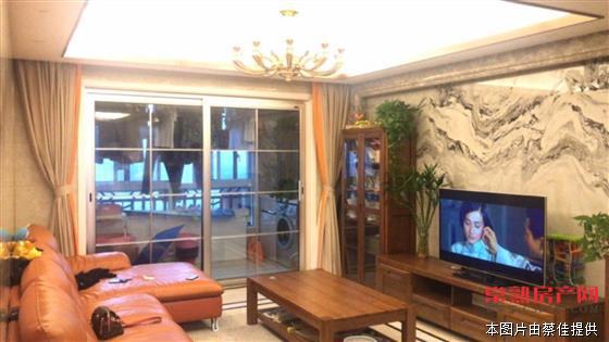 h琴湖壹号 豪装140平308万 3室2厅2卫 中央空调+地暖 满两年