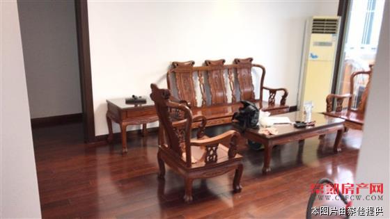 h明日星城城欣园 113平225万 3室2厅1卫 双车位 满两年有名额