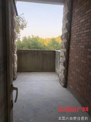 h安居叠加别墅怡景湾毛坯201平430万4室2厅3卫满两年