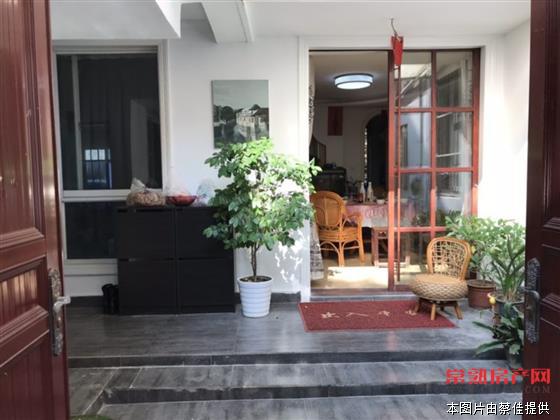 h五星新村一区 实用面积大 带双车位 满两年 有名额 100平162万