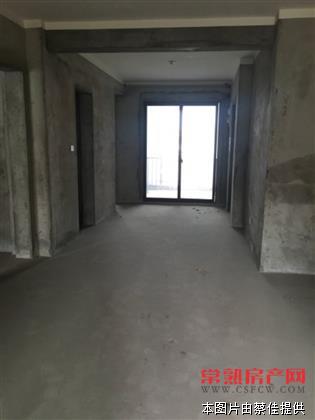 h清枫和院 毛坯143平435万 4室2厅2卫 满两年 有名额 带车位