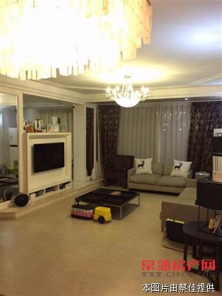 h衡泰国际花园 143平420万 4室2厅2卫 满两年 有名额