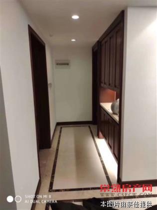 ｌ虞悦豪庭，4室2厅2卫，精装修，有名额，有车位，满两年。