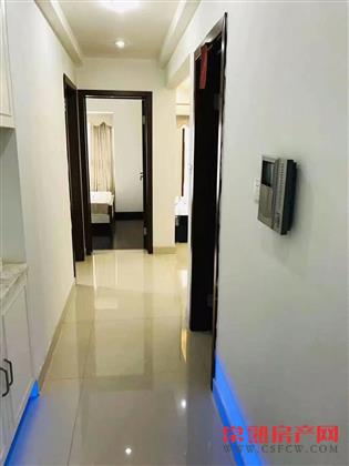 华府世家绝佳楼层，75平二房二厅一卫，满五年，名额有，精装修，拎包入住，仅售185万