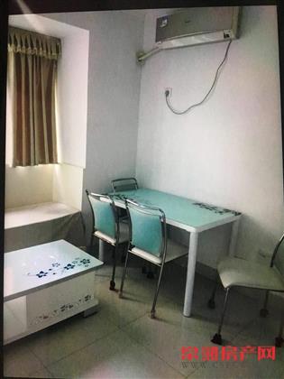 清枫和院，60平米，175万，精装修，满2年，能上学，可议