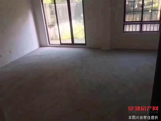 ｌ翡翠湾，全新毛坯，5室2厅4卫，南北通透。