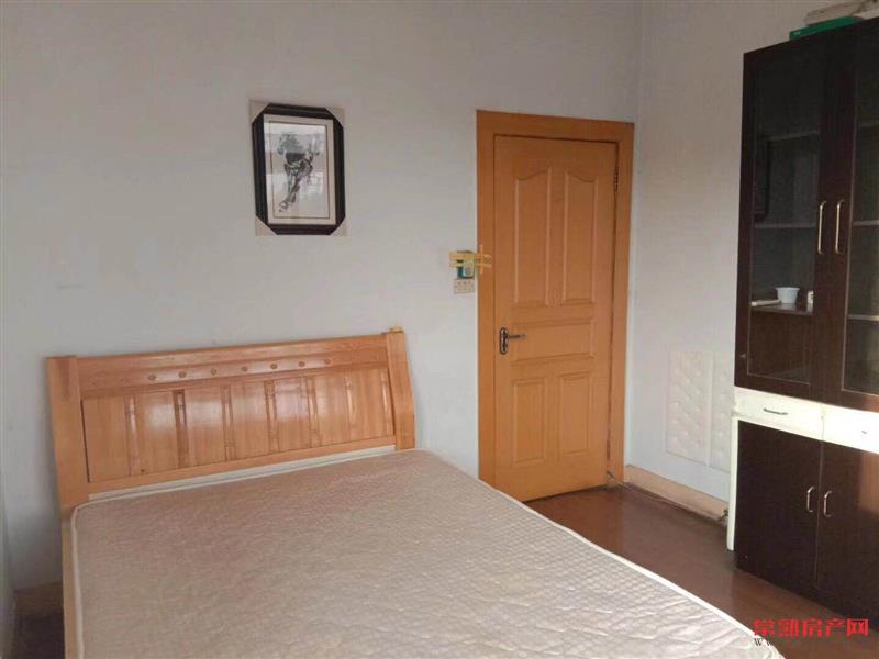 绣品弄二室一厅2000元月位置好南北通透装修清爽