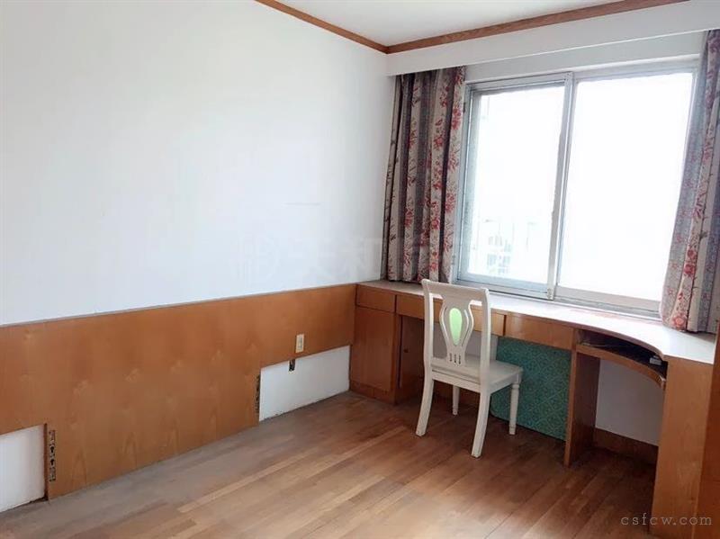 报慈南村精装3/2/1朝南好房155万