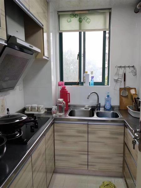 枫林苑精装2/2/1朝南好房163万