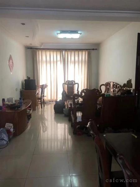 富康苑精装3/2/2朝南好房145万