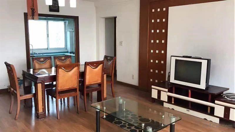 里颜港常兴综合楼使用面积超级大