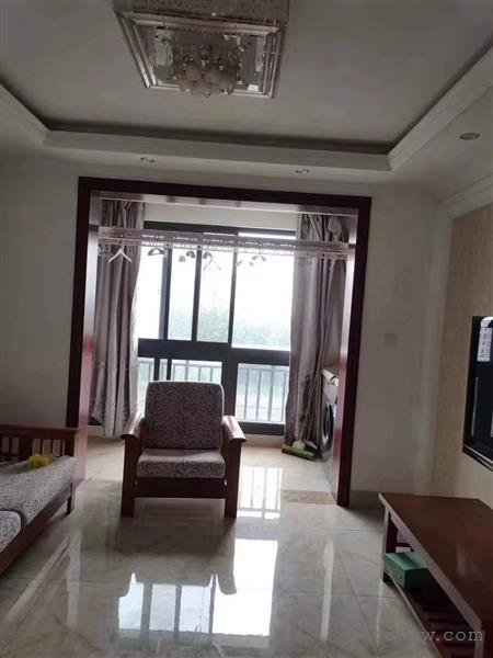 琴湖家园72平客通阳精装两房中间楼层采光好130万降价急售