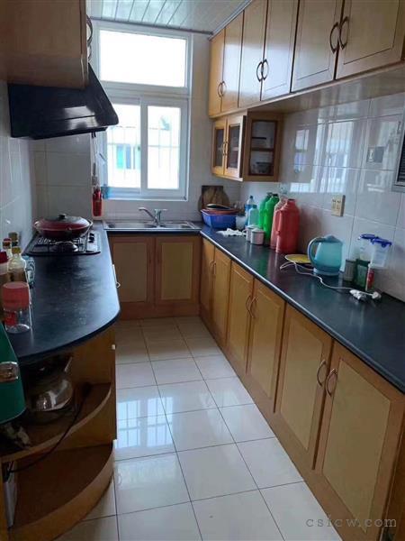 漕泾六区精装3/2/1朝南好房225万