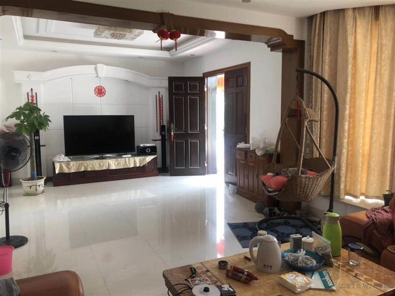 阳光花园精装5/2/4朝南好房730万