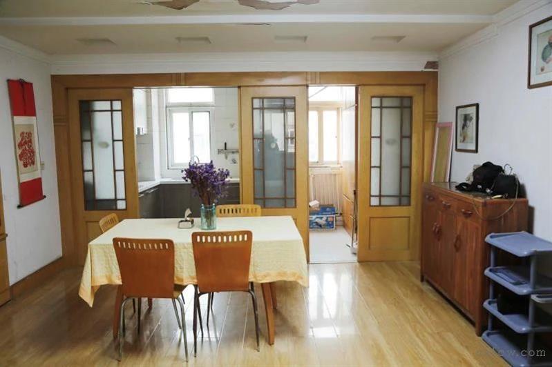 琴枫苑131平，有名额。245万