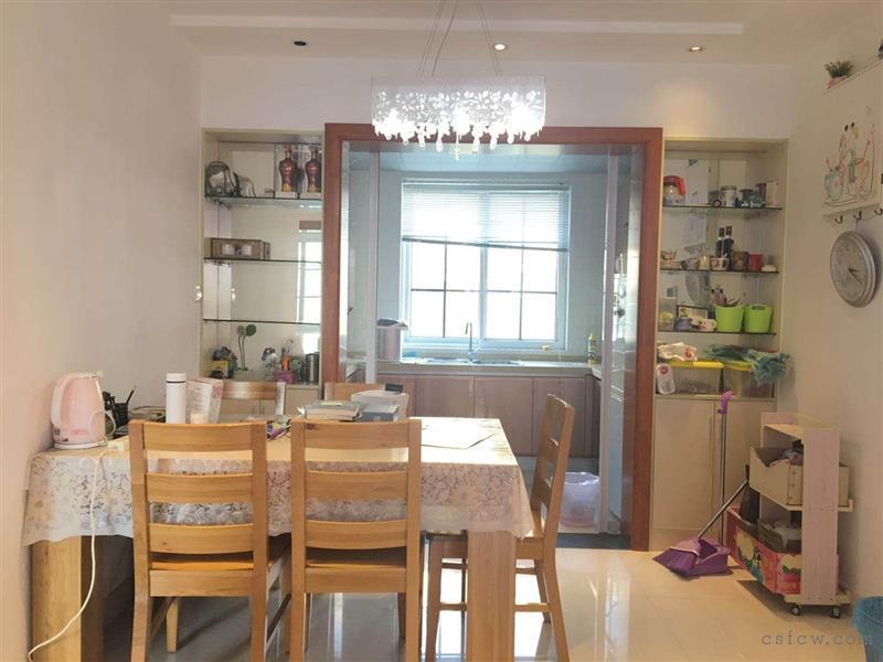 薇尼诗花园精装三房