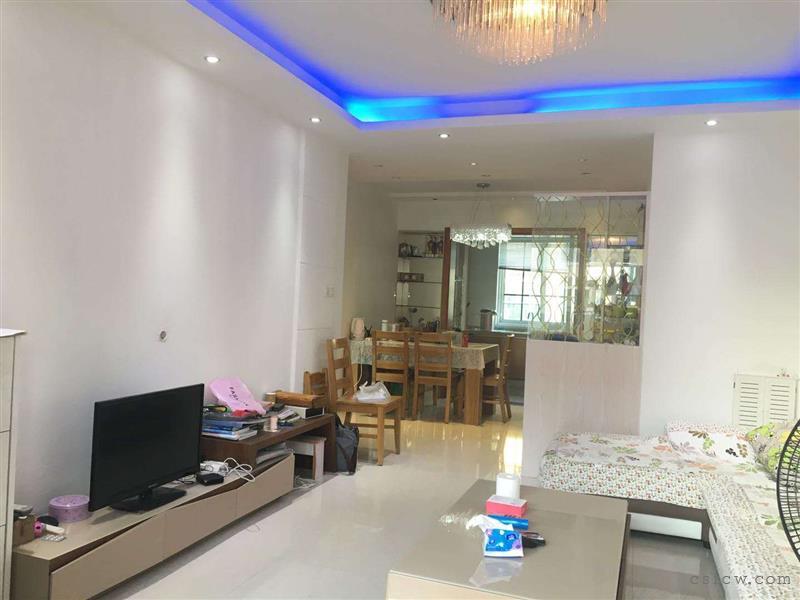 薇尼诗精装3/2/2朝南好房3200元/月