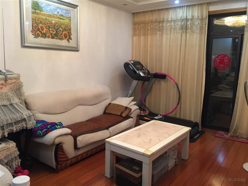 常熟老街128平，实用200平，225万