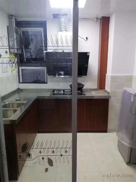 润泰花园2室2厅1卫拎包入住2100元一月