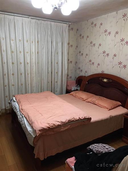 三一荣域精装2/2/1朝南好房2500元/月