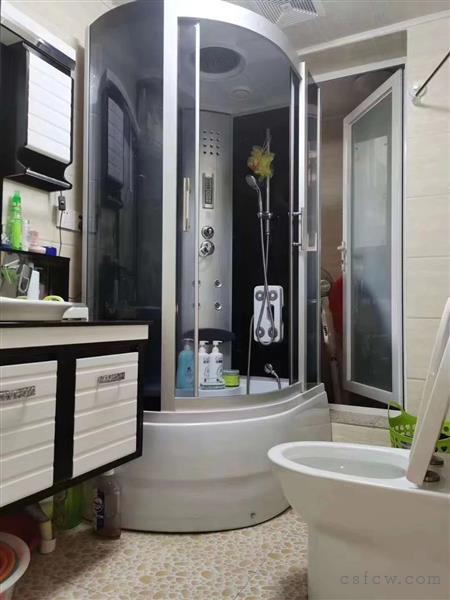 三一荣域88平小三房钻石楼层精装保养好满两年孩子四年级