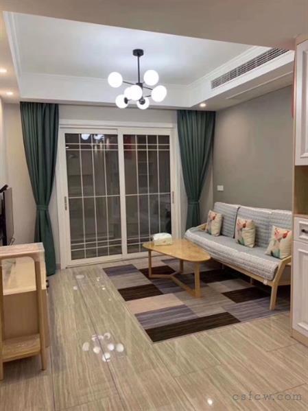 东湖京华精装2/2/1朝南好房2000元/月