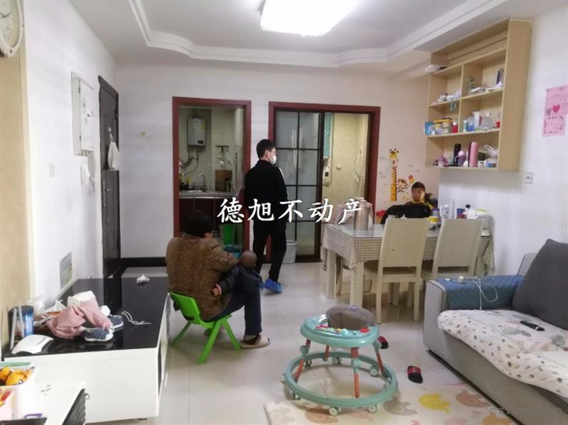 中欧假日花园精装2/2/1朝南好房110万