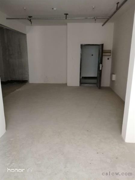 东湖京华毛坯两房公寓，69平43万诚心卖