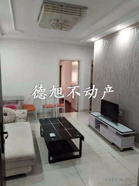 东湖京华精装2/2/1朝南好房2200元/月