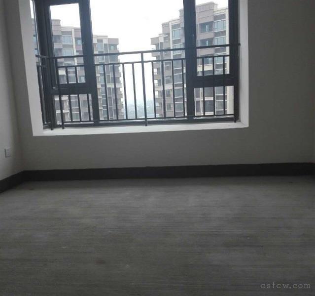 梅李润发中央花园89平毛坯3室2厅1卫楼层好116万