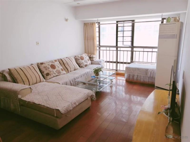 出租华府世家2房2300/月