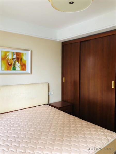 裕坤国贸出租1房1卫