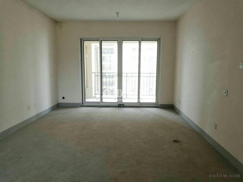 万达华府全新毛坯满二有名额户型方正带车位诚心出售