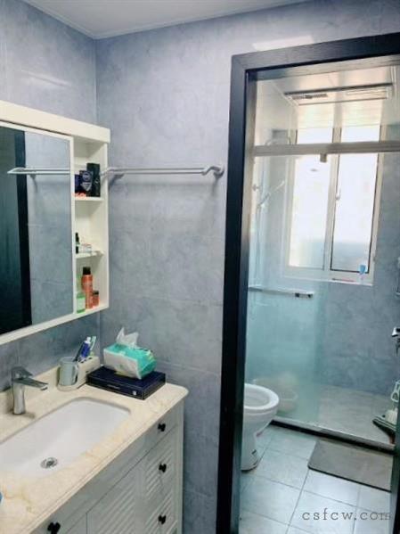 中南锦城117平方送20平，精装，260万