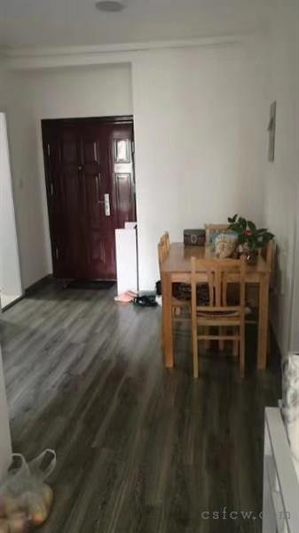 东馨家园2房出租2200