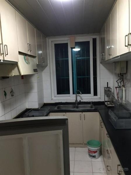 五星三区简装3/1/1朝南好房145万