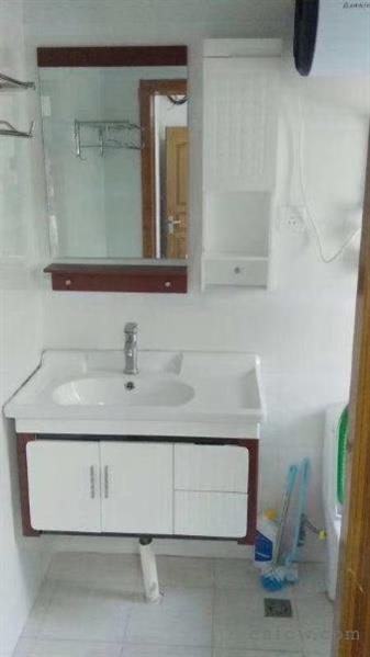 五星四区简装2/1/1朝南好房149万