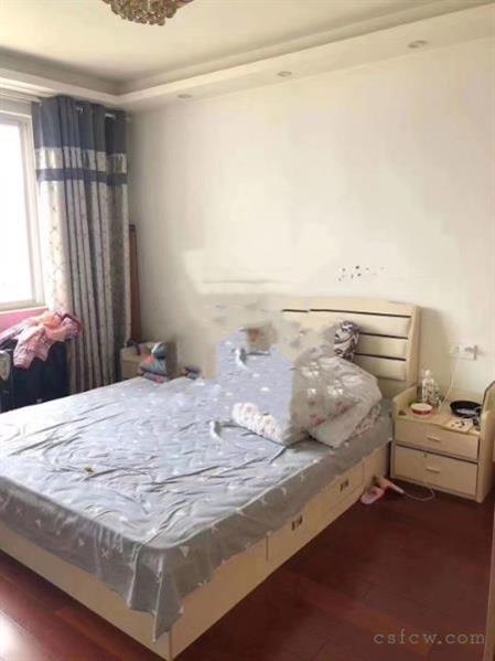 元和三区精装2/1/1朝南好房90万