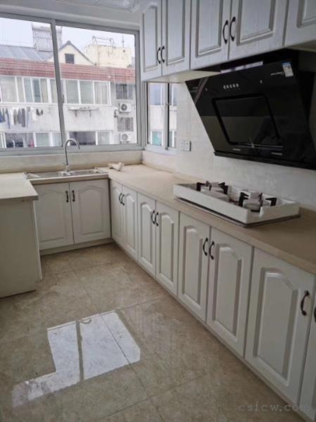 五星二区【97平176.8万】精装满两年符合666政策家具打包买看房???钥匙